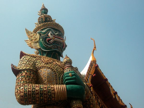 Tradition and Renewal in Thailand (eng.)